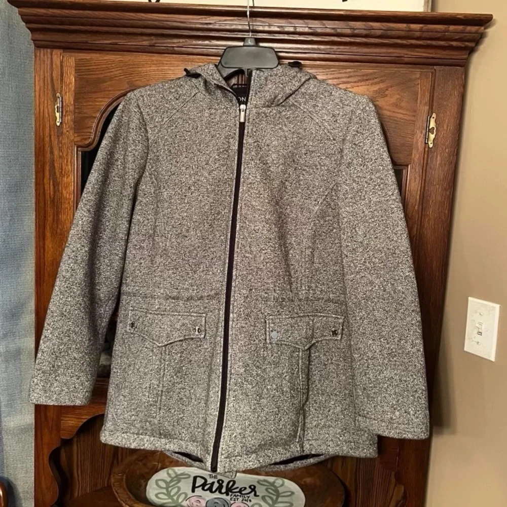 Jacket - Picture 3 of 3